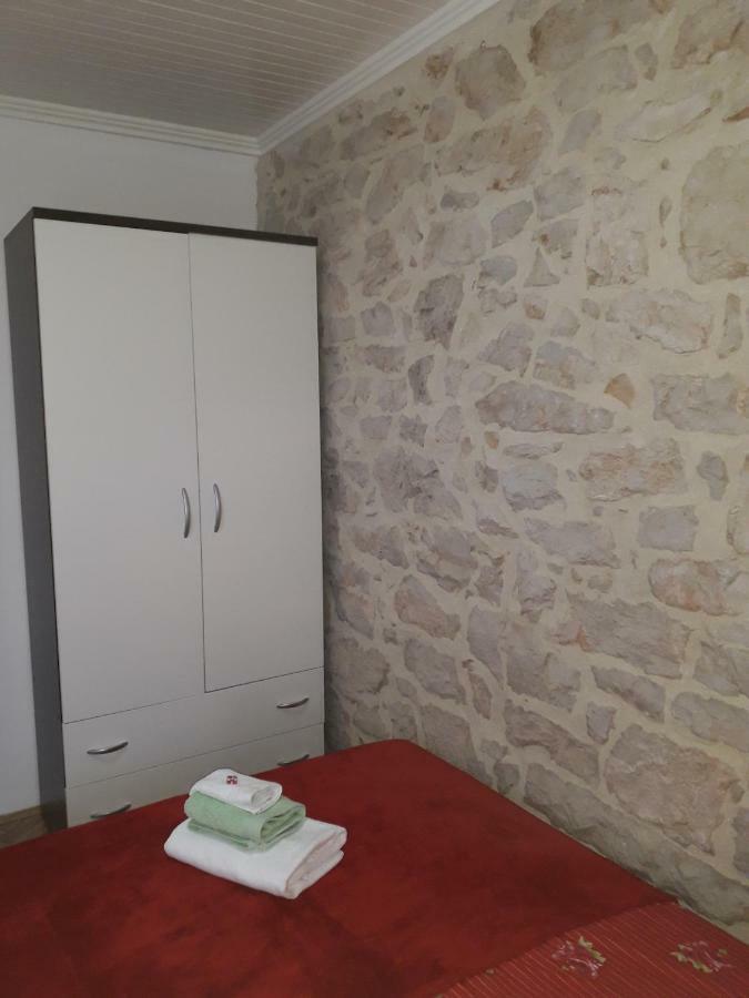 Apartment Karla Snb Lozovac Eksteriør bilde