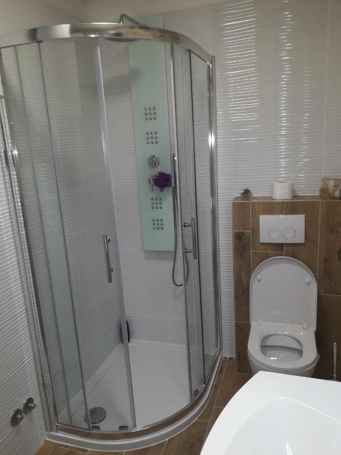 Apartment Karla Snb Lozovac Eksteriør bilde