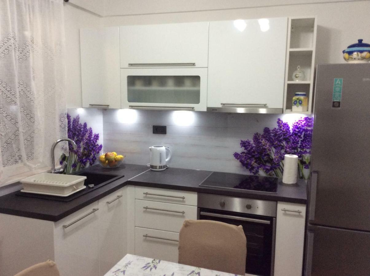 Apartment Karla Snb Lozovac Eksteriør bilde