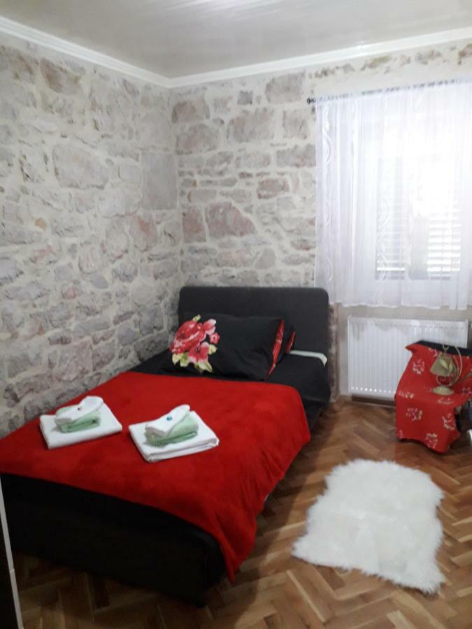 Apartment Karla Snb Lozovac Eksteriør bilde